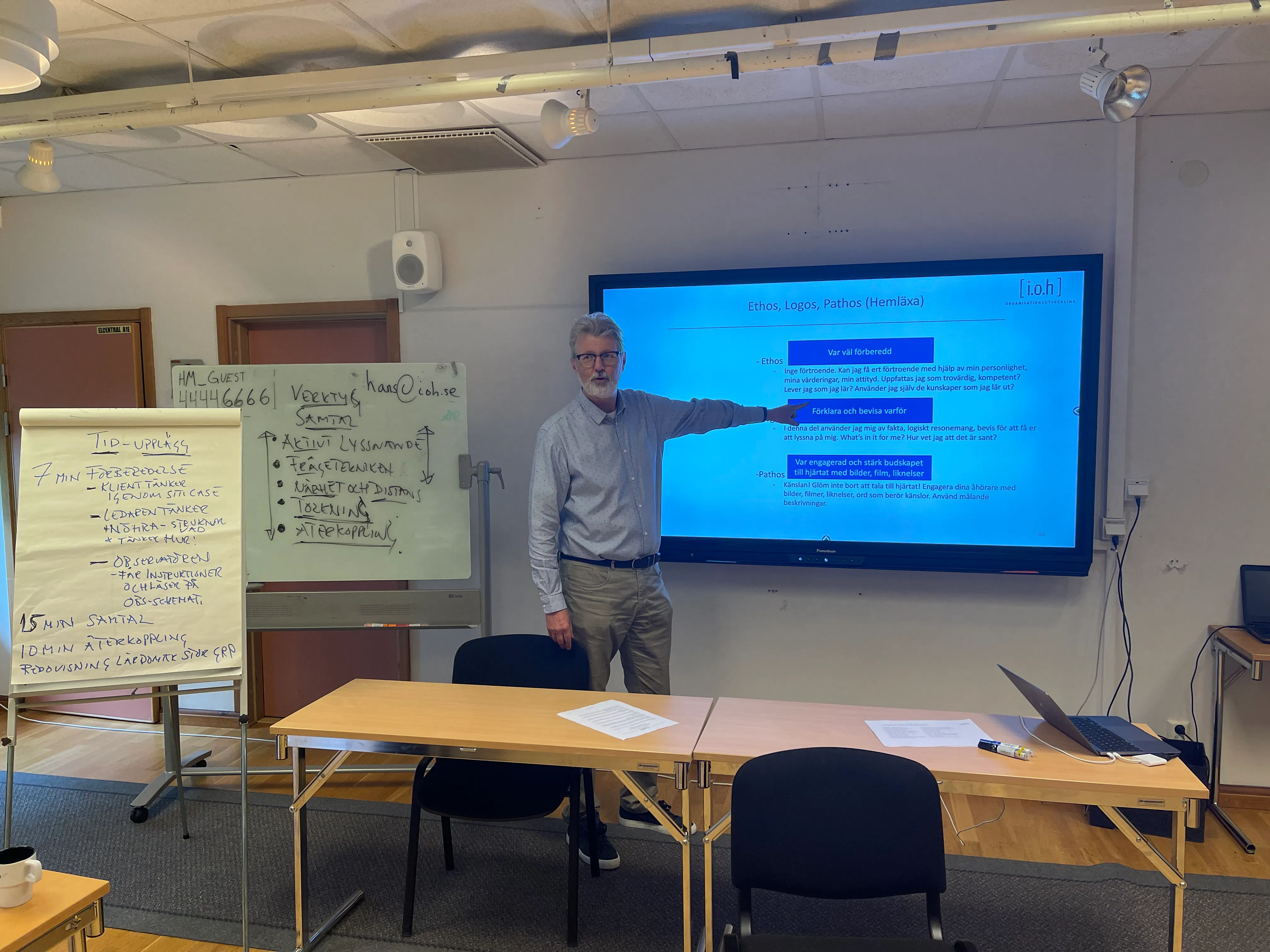 Stolt kursledare på Att leda utan att vara chef.